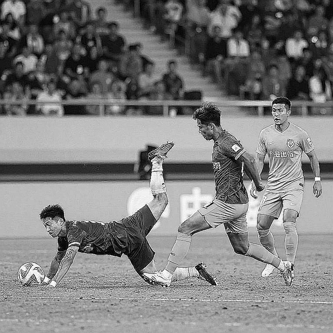The Label Was Wrong, the Data Was Right: Alcaraz's Serve Experiment and a Day of Seed Carnage in Tokyo The Label Was Wrong, the Data Was Right: Alcaraz's Serve Experiment and a Day of Seed Carnage in Tokyo